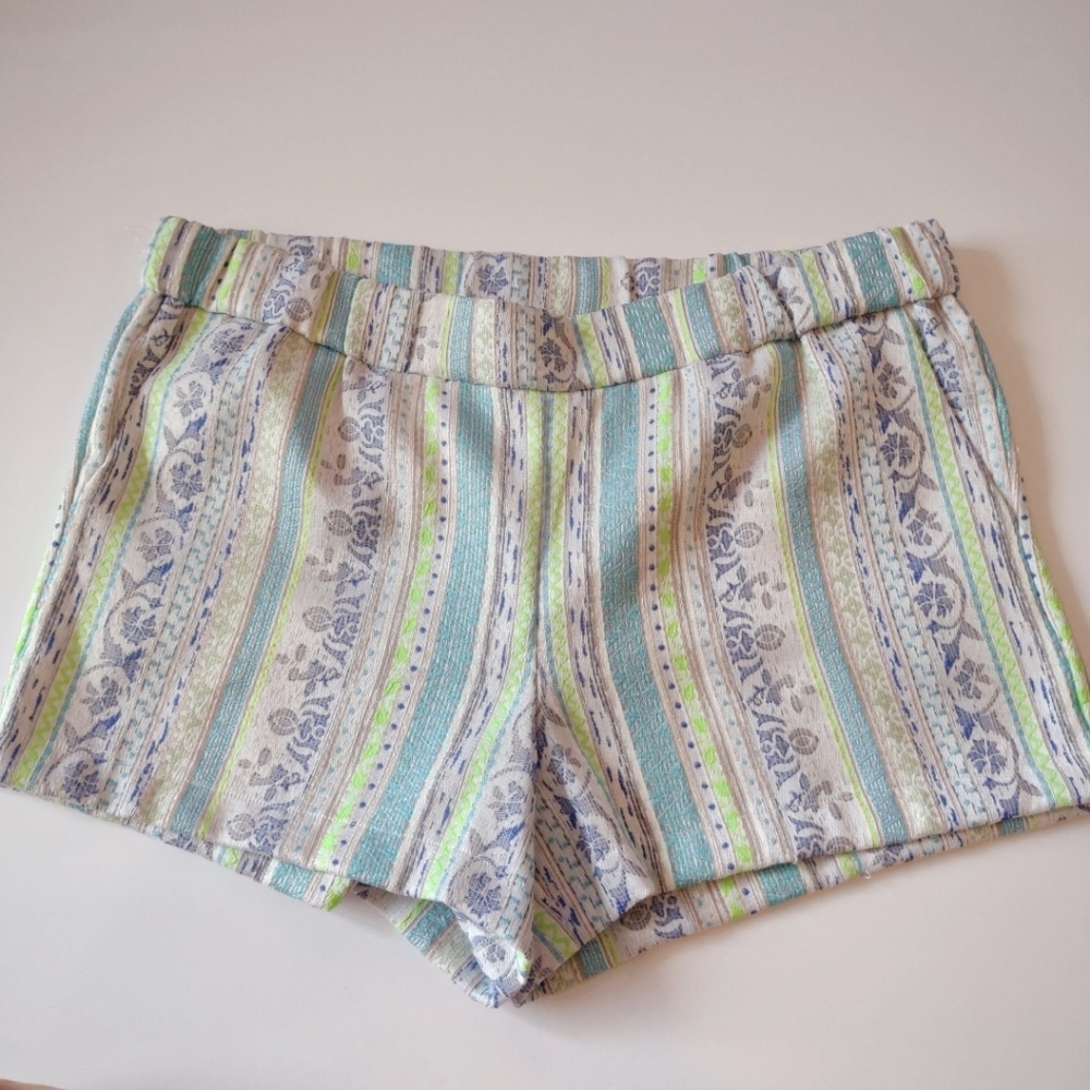 Kut from the Kloth Multi Pattern Pull On Shorts 14